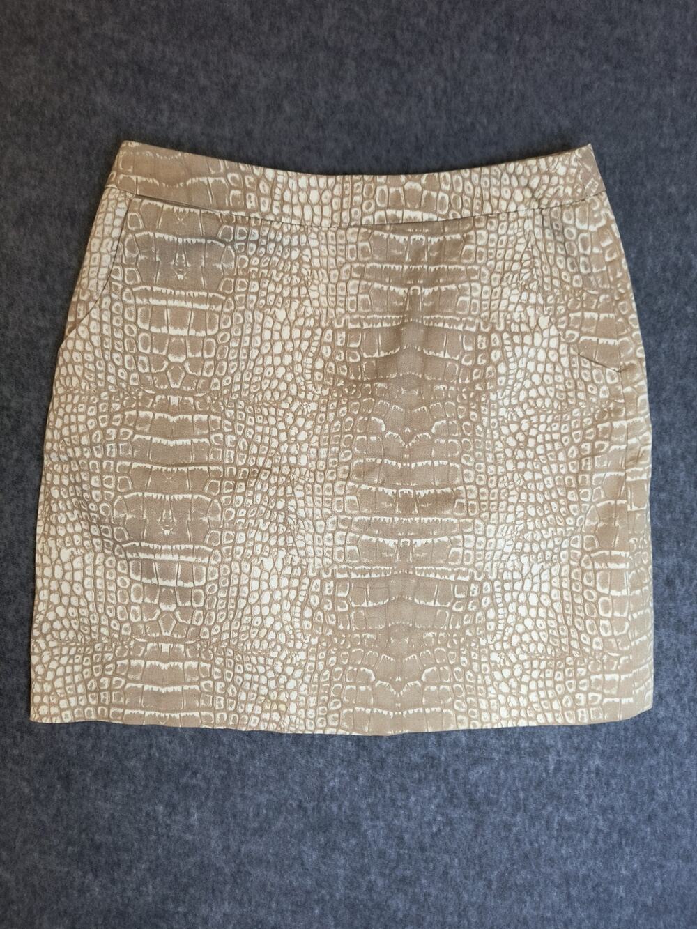 Valerie Bertinelli Tan Crocodile Print Skirt - Size 4